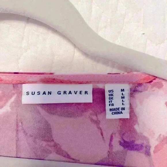 SUSAN Graver Printed Top with Chiffon Sleeves - Picture 2 of 3